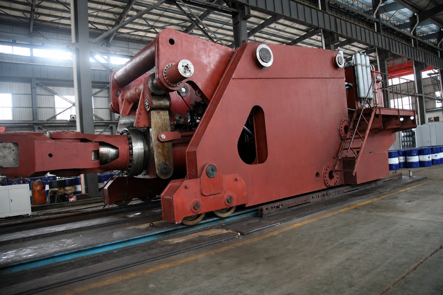 cnc-forging-manipulator-red-machine