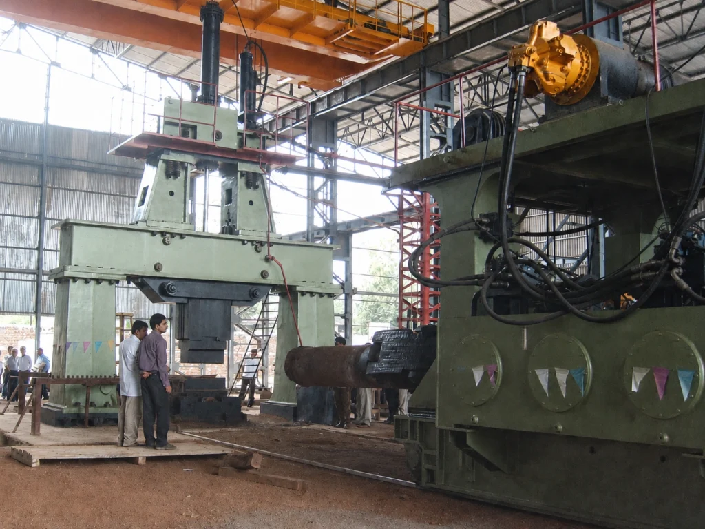 industrial_workshop_with_forging manipulator